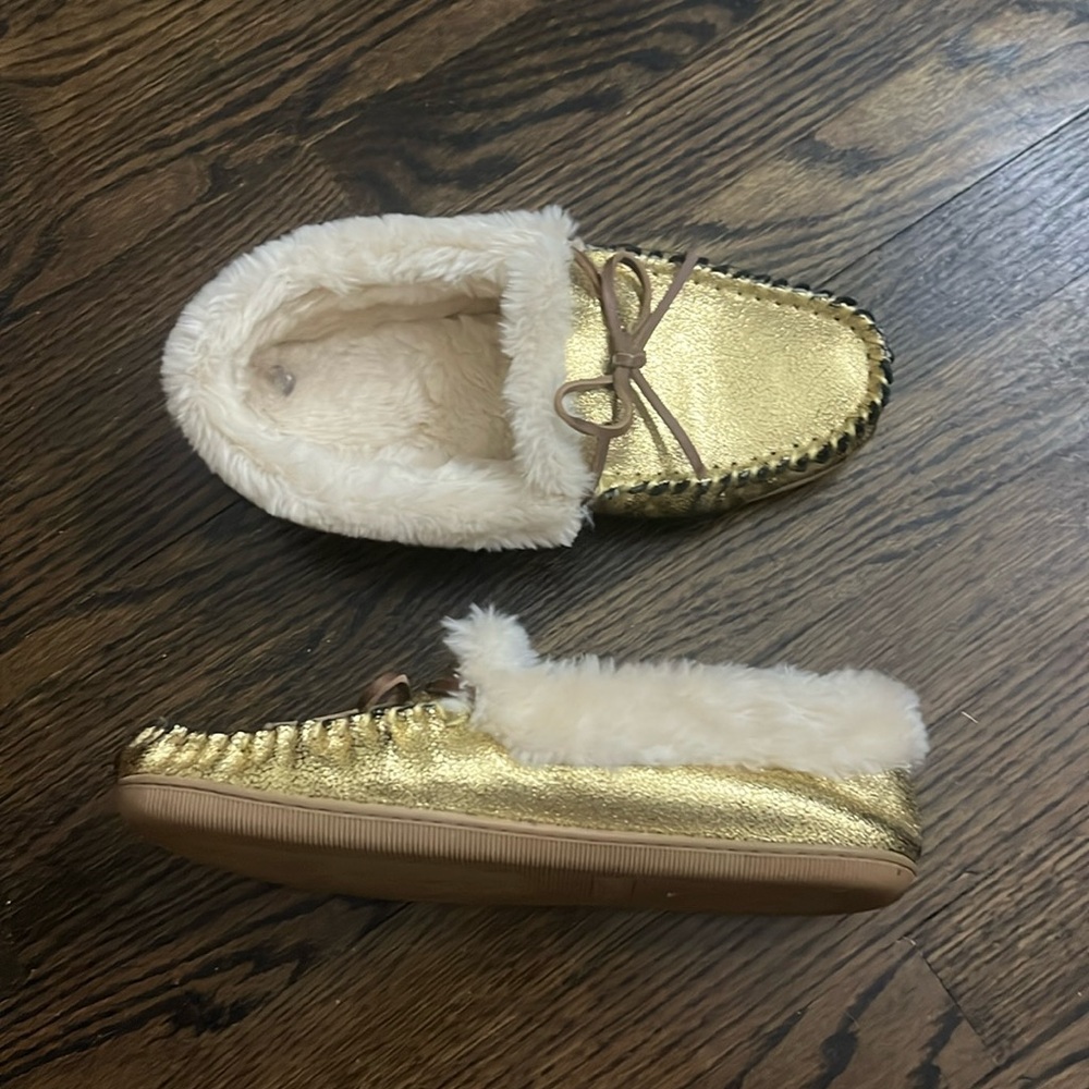 J.CREW women’s 10 gold bow slippers